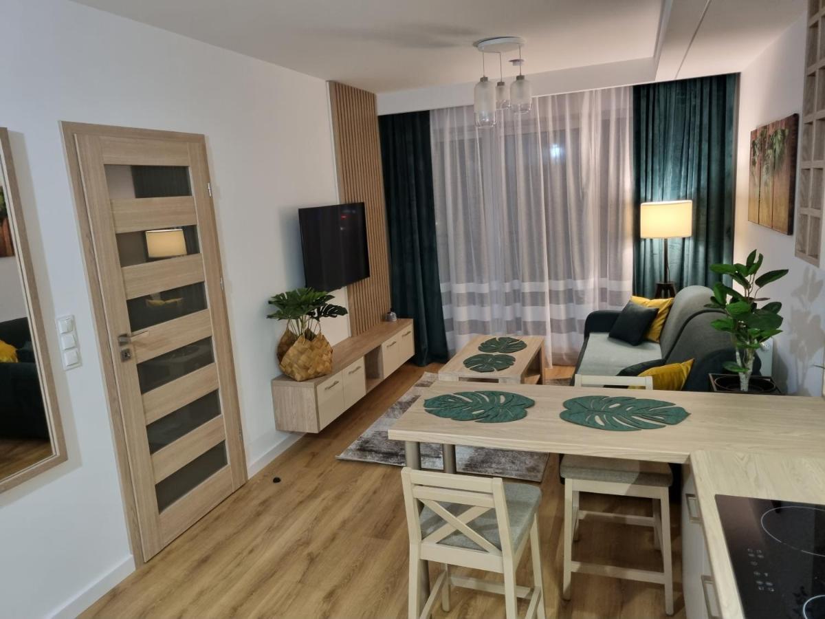 Apartament Sloneczny -Sciegiennego Kielce Buitenkant foto