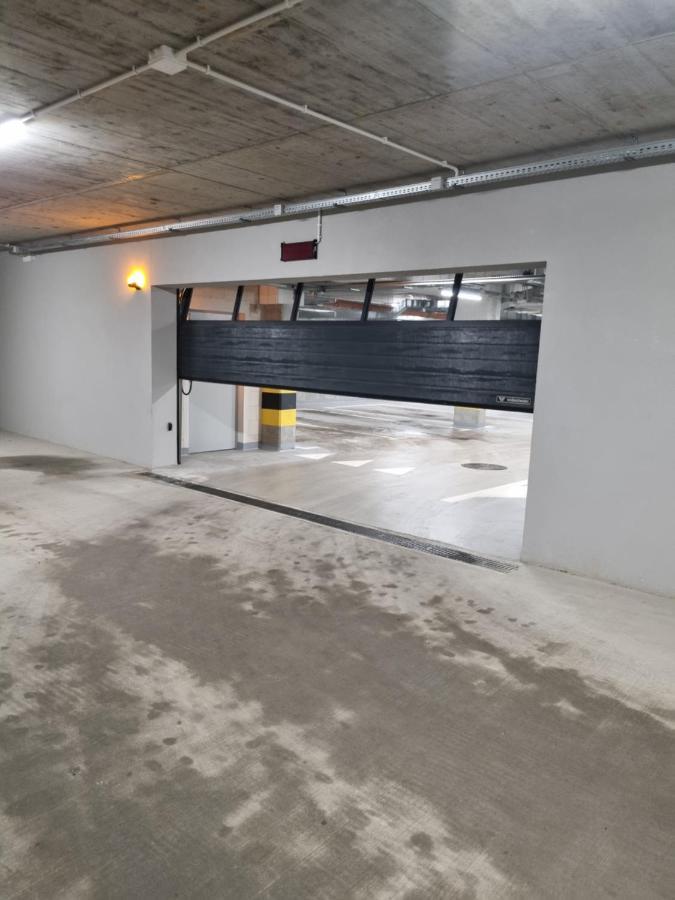 Apartament Sloneczny -Sciegiennego Kielce Buitenkant foto